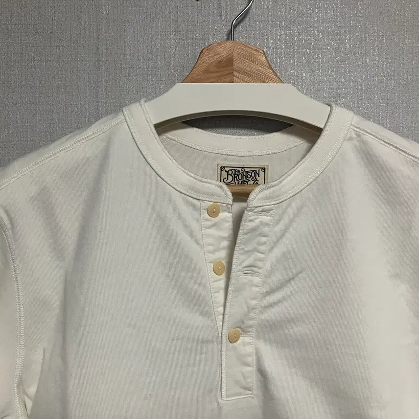 [BUNJANG] Bronson Henry Neck Long Sleeve T-Shirt - Size L / 브론슨 헨리넥 긴팔티 L사이즈