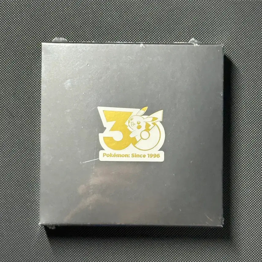 [BUNJANG] Pokemon 30th Anniversary April Limited Edition Badge (Sealed) / 4월 포켓몬 30주년 한정판 뱃지 미개봉 새상품