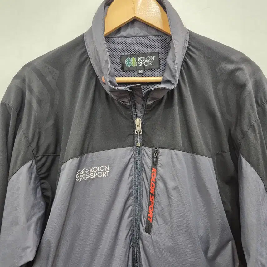 [BUNJANG] Kolon Sport Windbreaker Black/Gray / 코오롱스포츠 바람막이 블랙/그레이