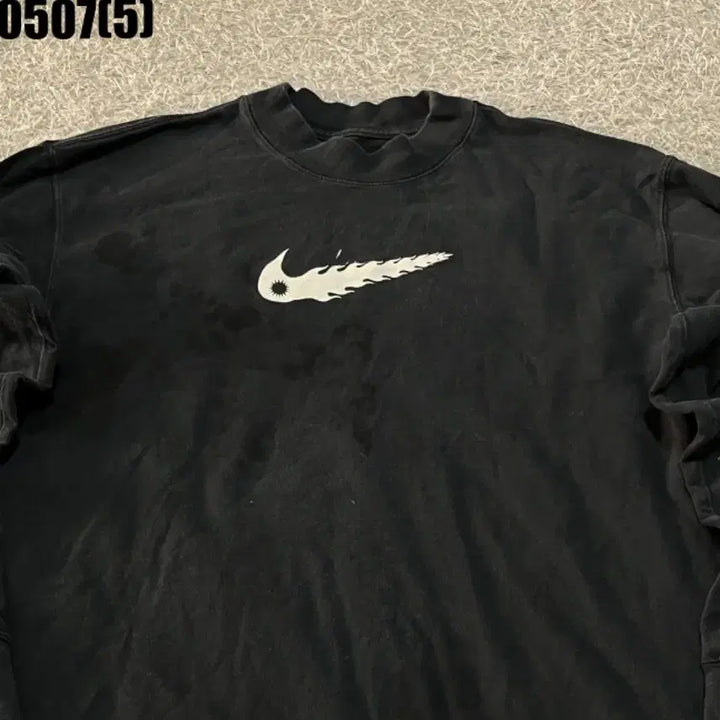 [BUNJANG] Nike Swoosh Black Long Sleeve T-Shirt / 나이키 스우시 블랙 긴팔 티셔츠