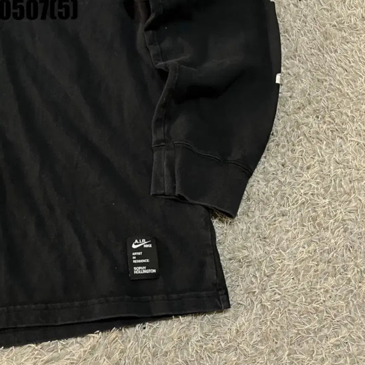 [BUNJANG] Nike Swoosh Black Long Sleeve T-Shirt / 나이키 스우시 블랙 긴팔 티셔츠