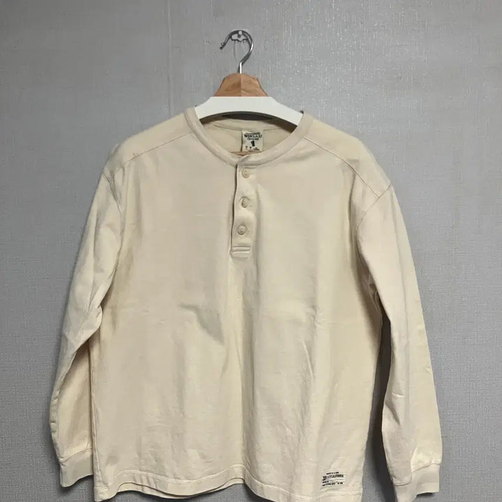 [BUNJANG] WHO.AU Henry Neck Long Sleeve T-Shirt L Ivory / 후아유 헨리넥 긴팔 L 아이보리