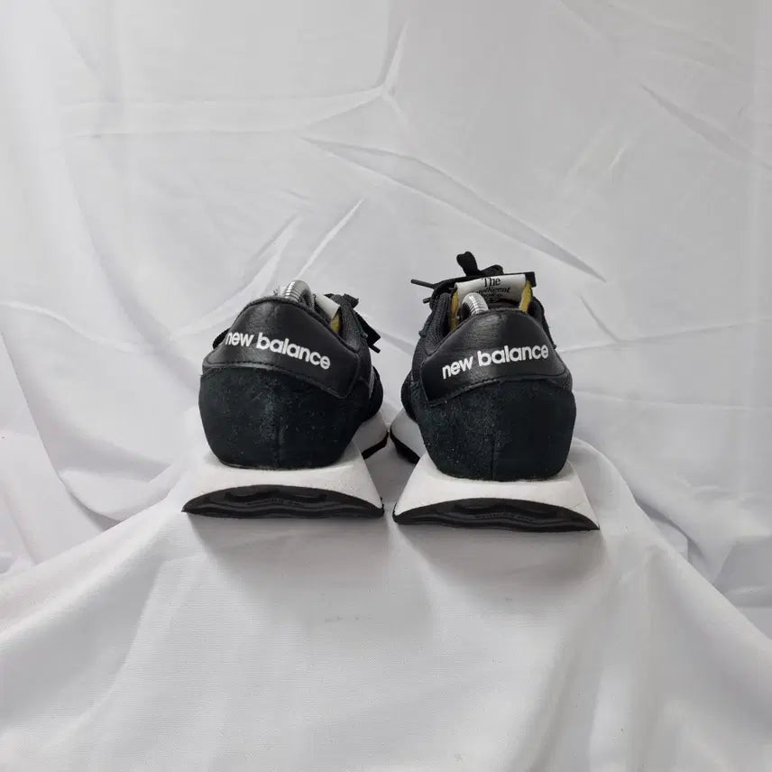 [BUNJANG] New Balance 237 Black Silver Sneakers / 빈티지하서 240 뉴발란스 237 블랙 실버 스니커즈