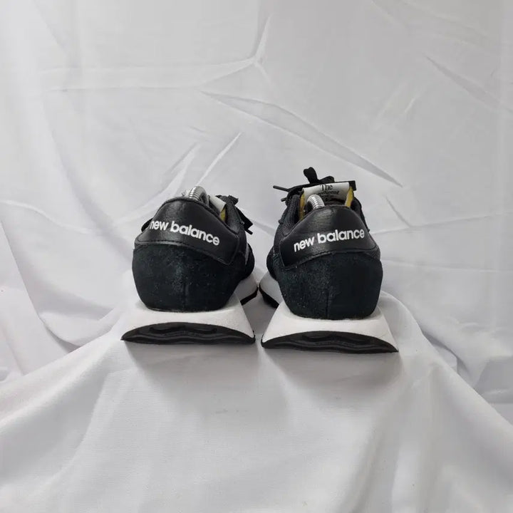 [BUNJANG] New Balance 237 Black Silver Sneakers / 빈티지하서 240 뉴발란스 237 블랙 실버 스니커즈