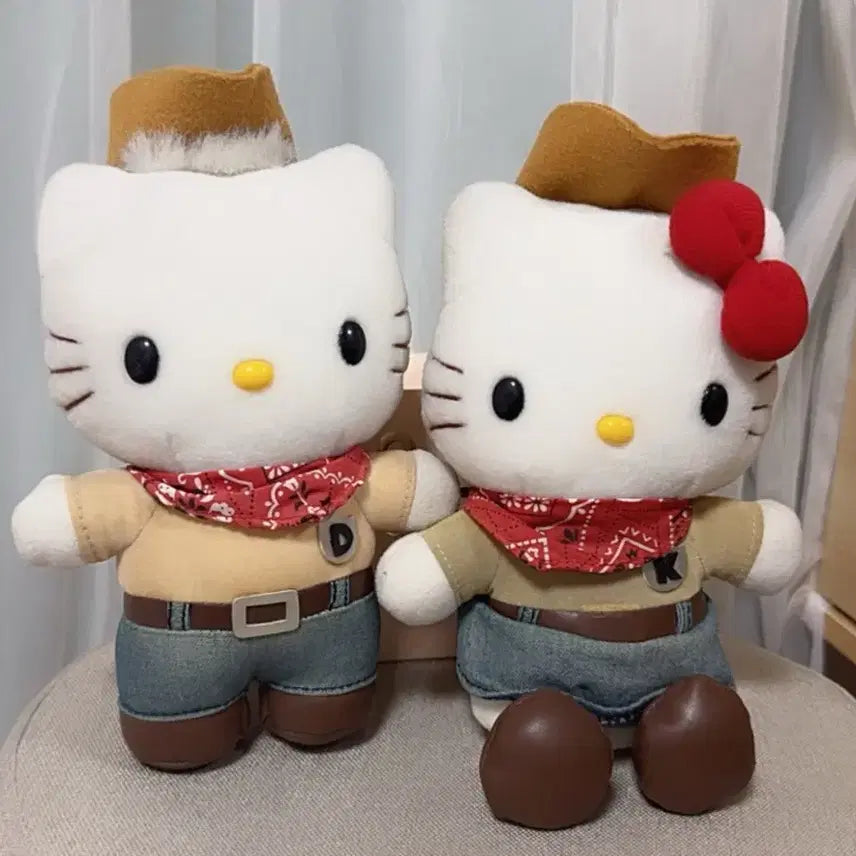 [BUNJANG] Classic Hello Kitty Cowboy Doll / 고전 헬로키티 카우보이 인형