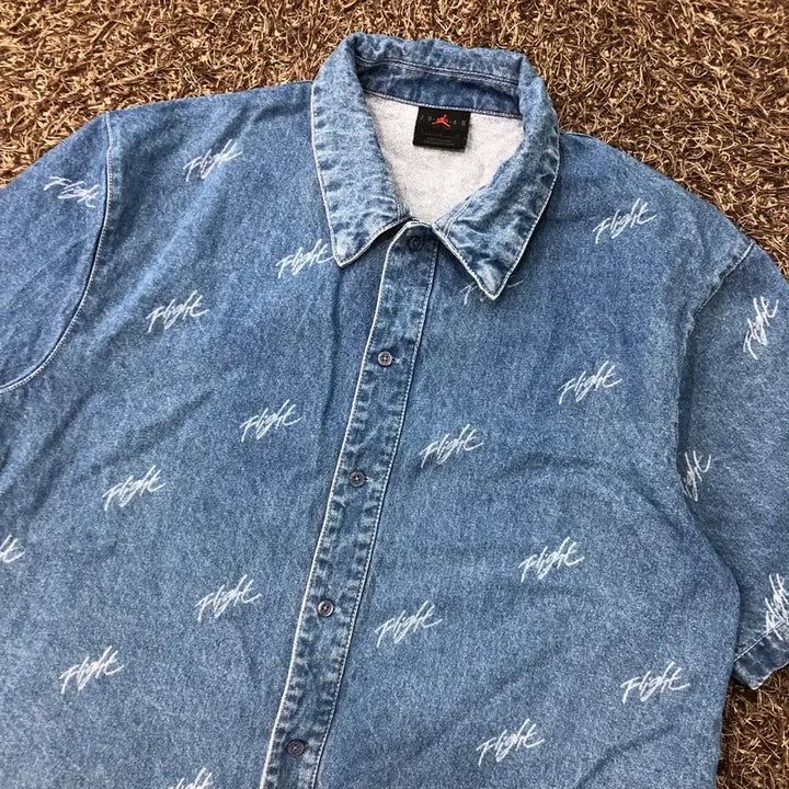 [BUNJANG] Jordan Flight Heritage Denim Short Sleeve Shirt / L 조던 신형 플라이트 헤리티지 데님 반팔 셔츠