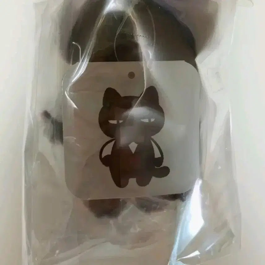[BUNJANG] Toraebi White Tiger &amp; Black Tiger Cat Bartender Figurine (Sealed) / 토라에비 화이트타이거와 블랙타이거 검은 고양이 바텐더 마스코트 미개봉