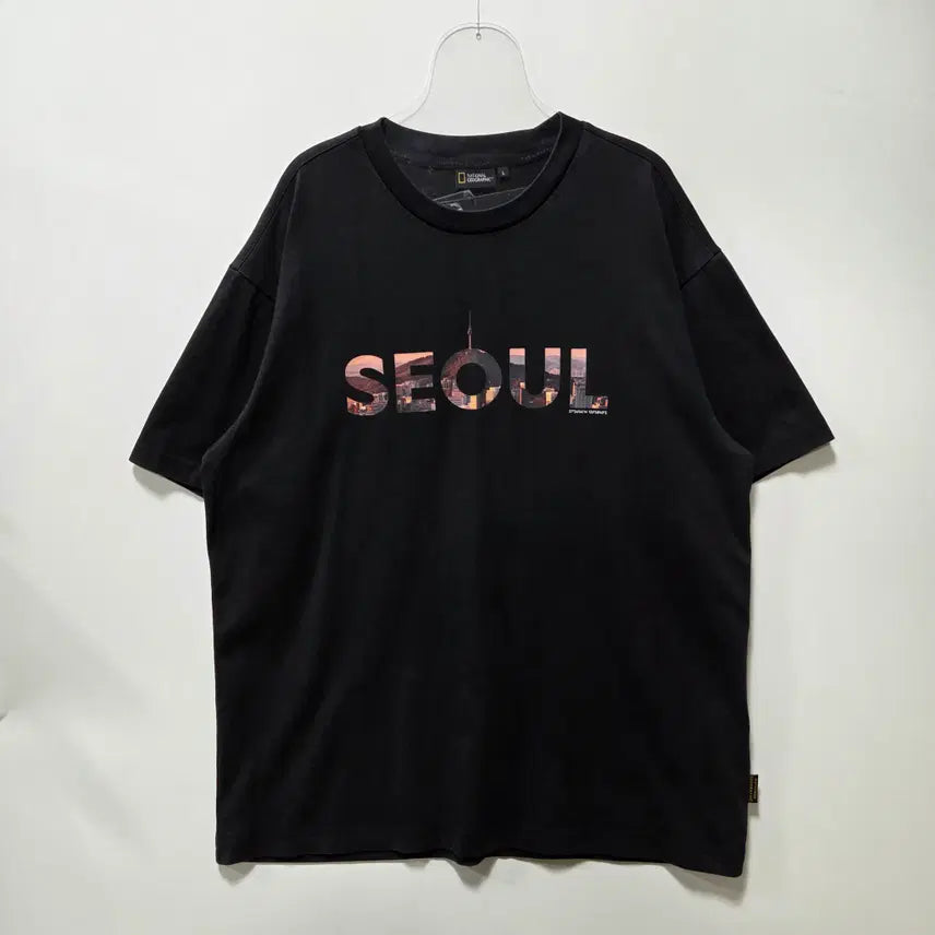 [BUNJANG] National Geographic Seoul Black T-Shirt L / 내셔널지오그래픽 블랙 서울 반팔 티셔츠 L 26050710