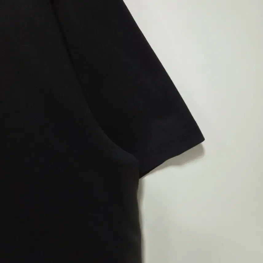 [BUNJANG] National Geographic Seoul Black T-Shirt L / 내셔널지오그래픽 블랙 서울 반팔 티셔츠 L 26050710