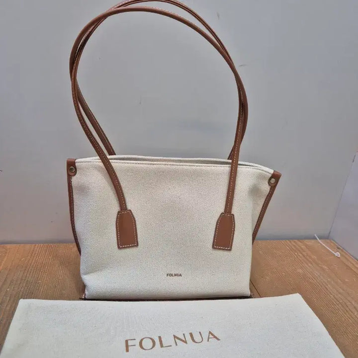 [BUNJANG] FOLNUA Canvas Tote Bag Ivory / 새것급 FOLNUA 폴뉴아 캔버스 토트백 아이보리
