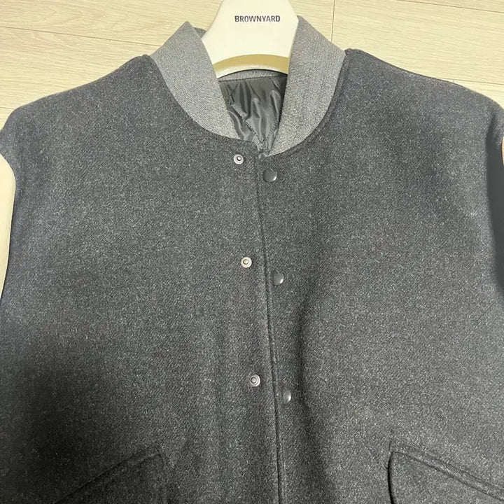 [BUNJANG] Brown Yak Varsity Jacket Charcoal Size 4 / 브라운야드 바시티 자켓 차콜 4사이즈