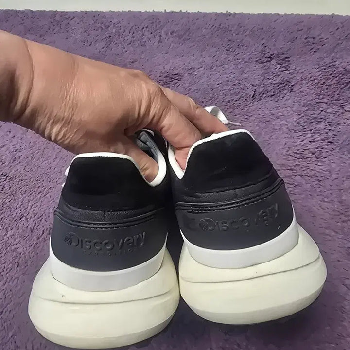 [BUNJANG] Discovery Expedition Black Sneakers / 디스커버리 운동화 블랙 스니커즈
