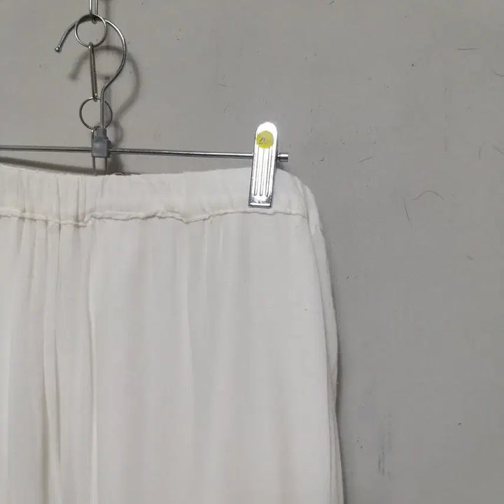 [BUNJANG] White Floral Punch Long Skirt / ㅎ263 롱스커트