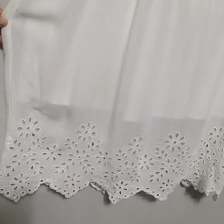 [BUNJANG] White Floral Punch Long Skirt / ㅎ263 롱스커트