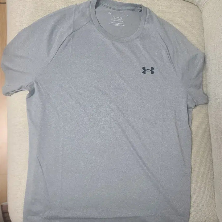 [BUNJANG] Under Armour Tech 2.0 Grey Performance Short Sleeve T-Shirt L / 언더아머 테크2.0 회색 기능성 반팔 티셔츠 L