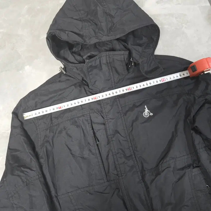 [BUNJANG] Beanpole Black Hooded Windbreaker Jumper / 빈폴 블랙 후드 바람막이 점퍼
