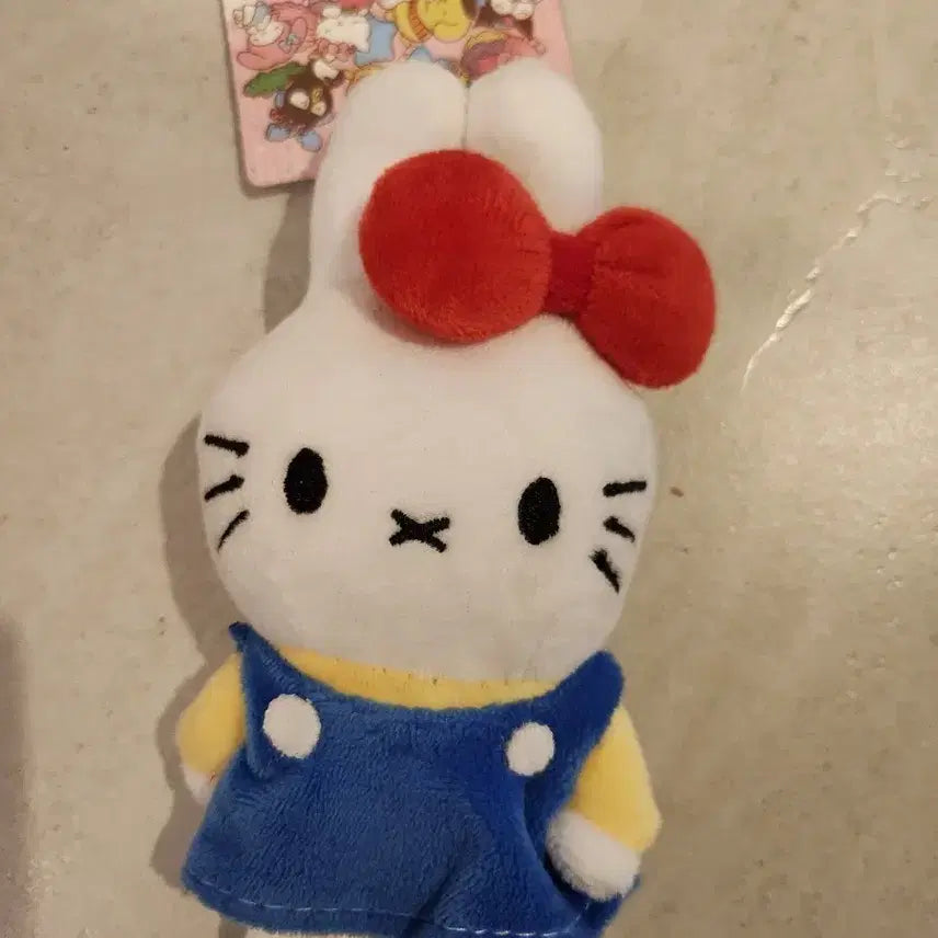 [BUNJANG] Miffy x Kitty Collaboration Keychain / 미피키티 키링