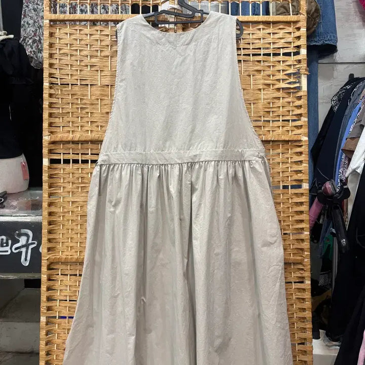 [BUNJANG] Layered Vest Dress with Side Slits - Beige / 레이어드 조끼 원피스