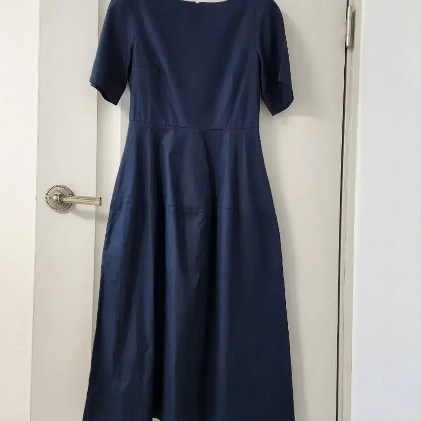 [BUNJANG] COS Navy Volume Dress / COS 볼륨 원피스 55