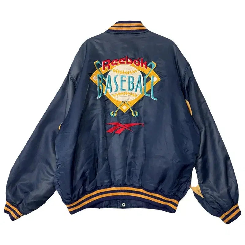 [BUNJANG] Reebok Old School Varsity Stadium Jacket / 리복 올드스쿨 바시티 스타디움 자켓 100