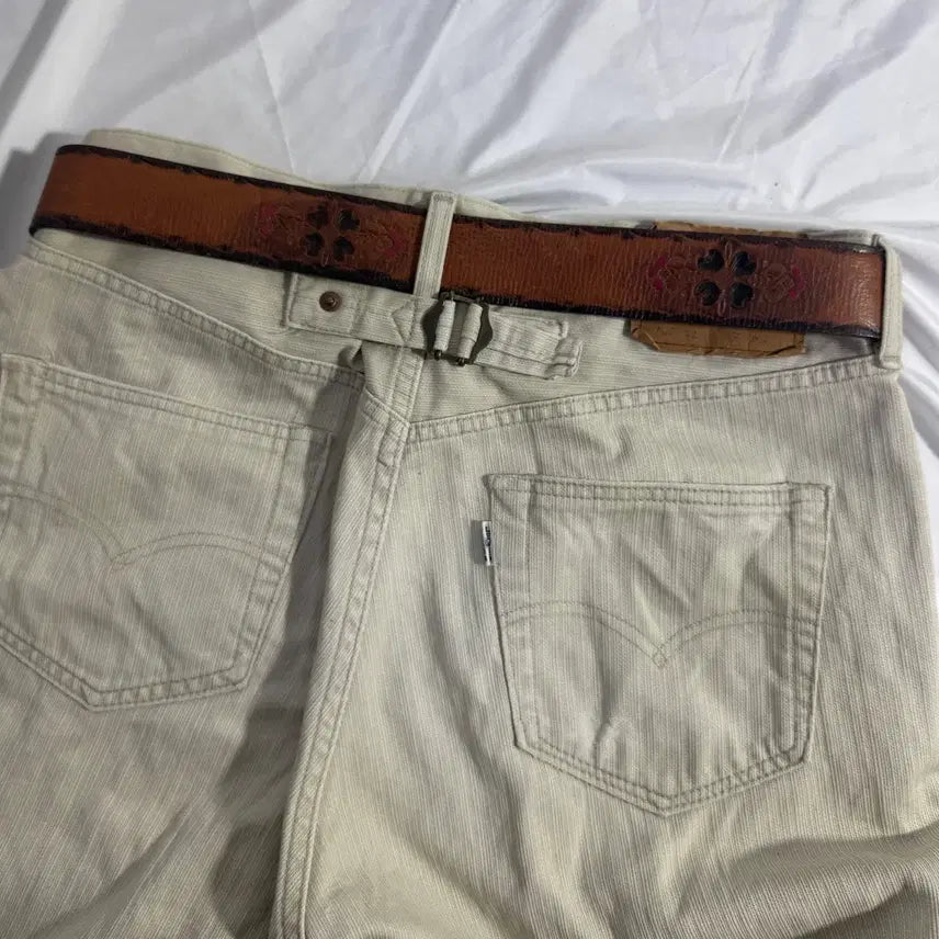 [BUNJANG] Gap Floral Embossed Cowhide Leather Western Belt / 갭 플로럴 엠보 소 가죽 벨트 레더 벨트 웨스턴