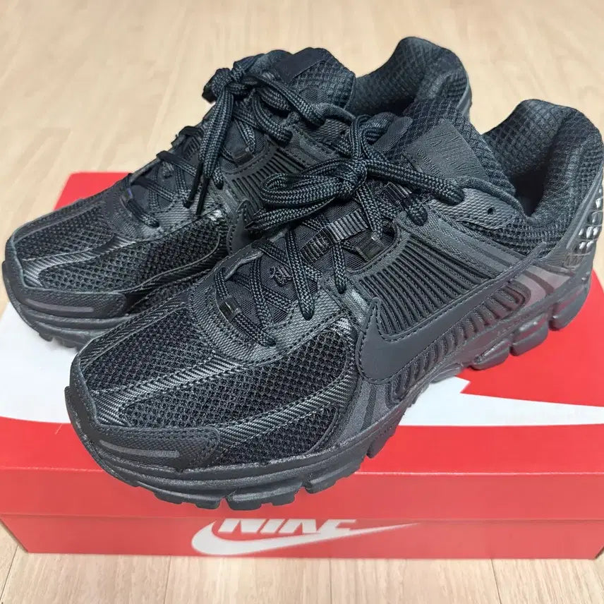 [BUNJANG] Nike Zoom Vomero 5 &