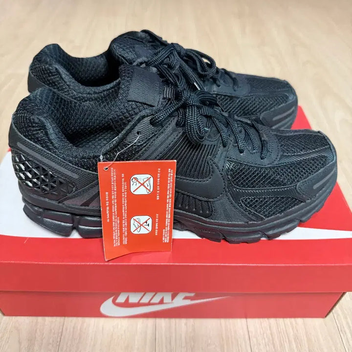 [BUNJANG] Nike Zoom Vomero 5 &