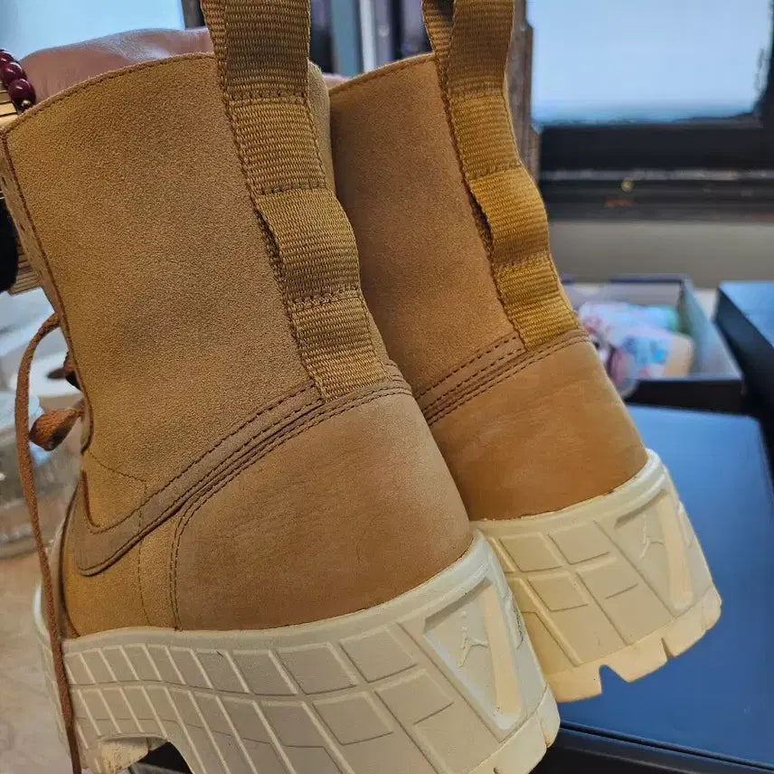 [BUNJANG] Nike Jordan Elevate High Sneakers Brown / 나이키 조던 Elevate 하이 스니커즈 브라운