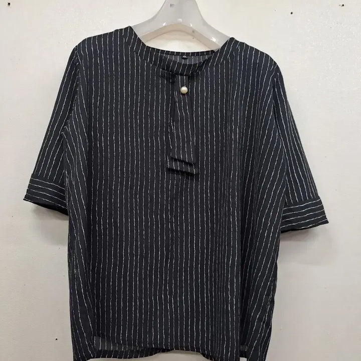 [BUNJANG] Stripe Chiffon Shirt Size 66 / 스트라이프 쉬폰셔츠66