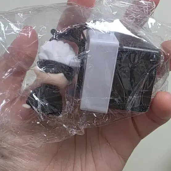 [BUNJANG] Jujutsu Kaisen Satoru Gojo Cube Keyring / 주술회전 고죠 사토루 큐브 키링 판매합니다