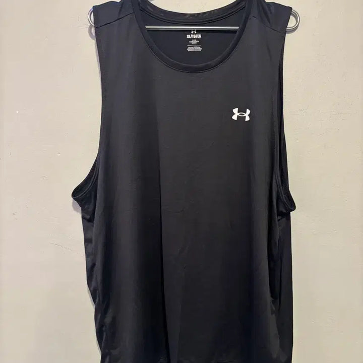 [BUNJANG] Under Armour Authentic Performance Tank Top / 언더아머 정품 기능성 나시