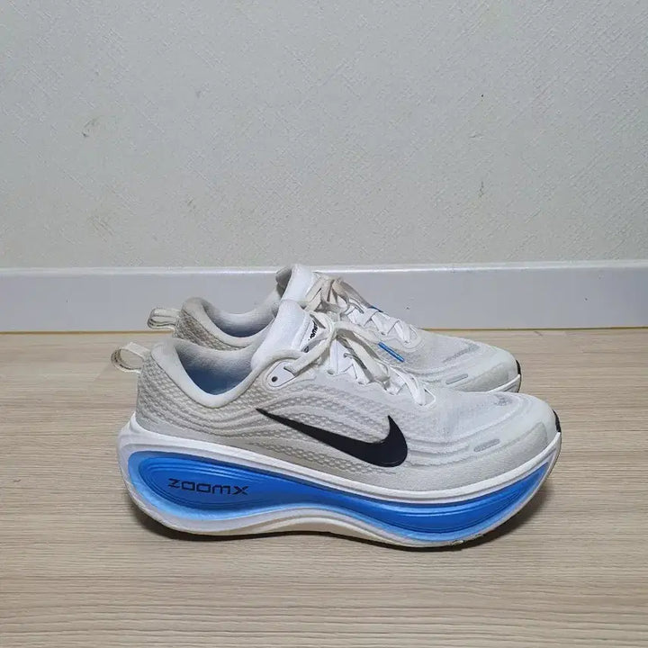 [BUNJANG] Nike Zoom Vomero 5 Running Shoes / 나이키 줌 보메로 플러스 러닝화 280