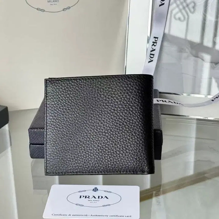 [BUNJANG] Prada Leather Bifold Wallet / 프라다 지갑