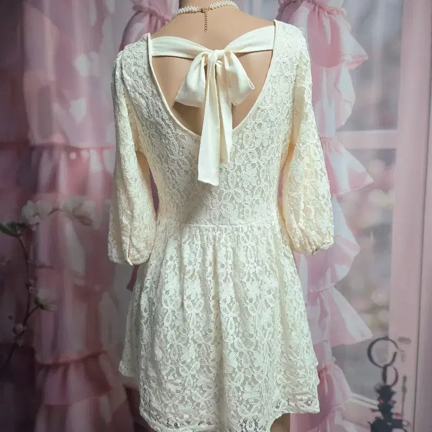 [BUNJANG] INGNI Back Point Lace Ribbon Mini Dress / INGNI 잉그니 백포인트 레이스 리본 미니 원피스