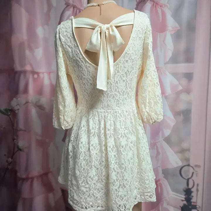 [BUNJANG] INGNI Back Point Lace Ribbon Mini Dress / INGNI 잉그니 백포인트 레이스 리본 미니 원피스