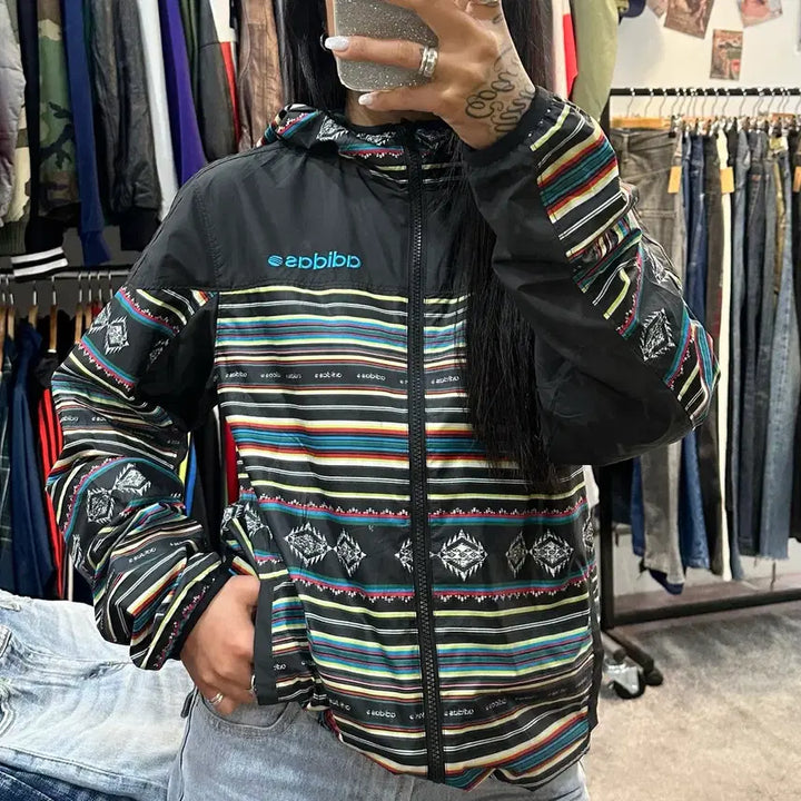 [SOLD OUT] 아디다스 네오라인 에스닉 패턴 윈드브레이커 자켓L