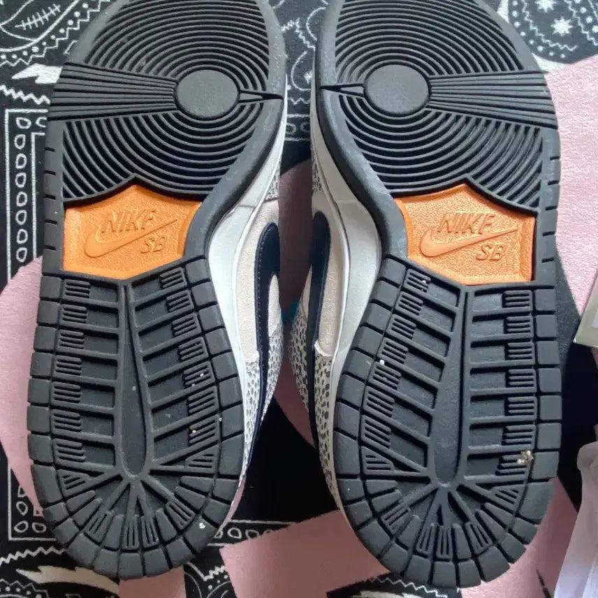 [BUNJANG] Nike SB Dunk Low Pro Electric Phantom &amp; Black / [265] 나이키 SB 덩크 로우 프로 일렉트릭 팬텀 앤 블랙
