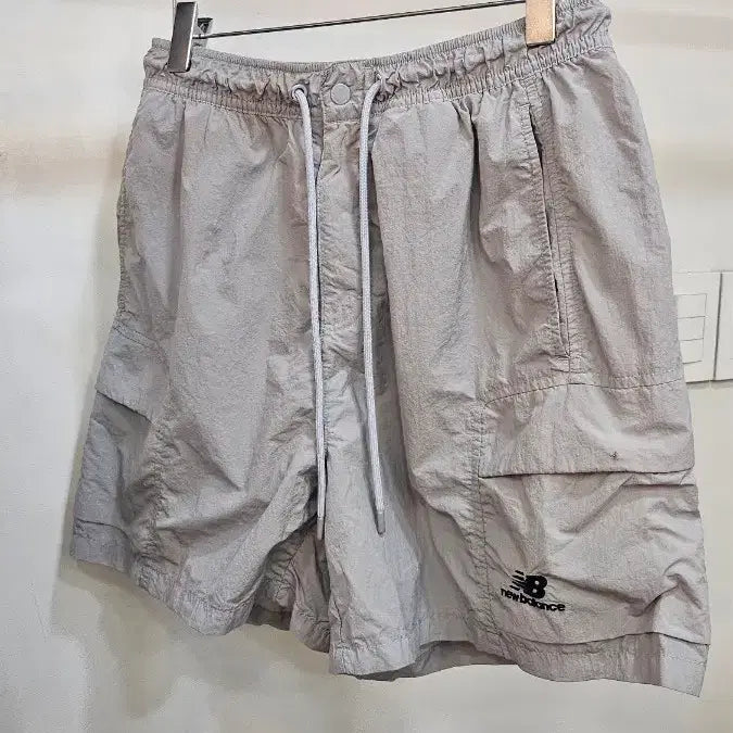 [BUNJANG] New Balance Woven Shorts Grey / 뉴발란스 우븐 반바지 그레이