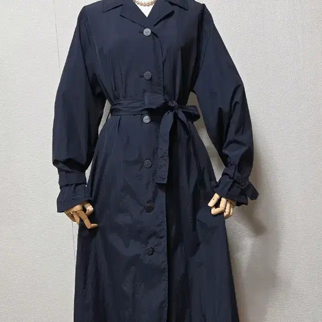 [BUNJANG] Plastic Island Trench Coat / 플라스틱 아일랜드 트렌치 코트
