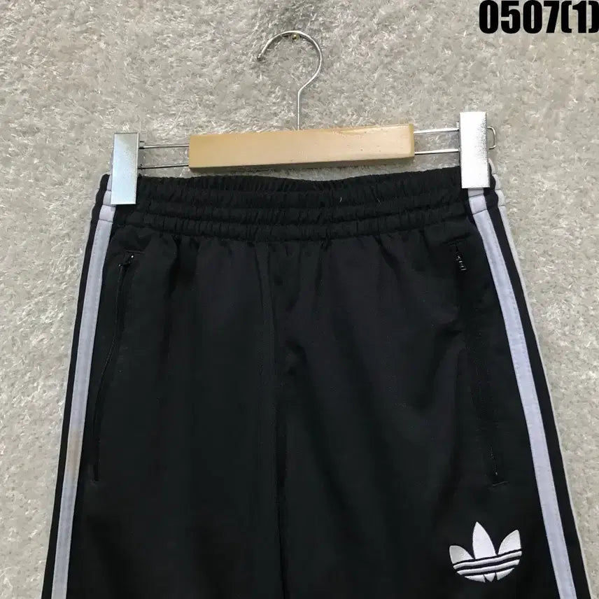 [BUNJANG] Adidas 3-Stripes Track Pants Black XS / 아디다스 삼선 트레이닝 바지 블랙 xs