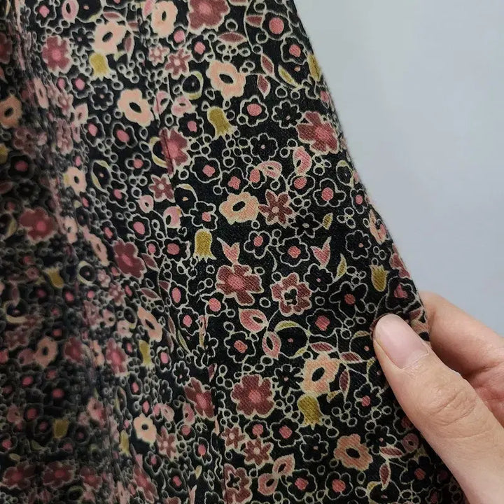 [BUNJANG] Mini Flower Flare Long Skirt (Made in Japan) / [새상품] 미니플라워 플레어 롱스커트 MADE IN JAPAN