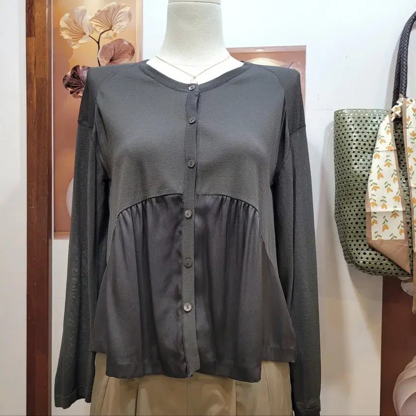 [BUNJANG] KUHO Silk Color-Block Cropped Cardigan / 구호 KUHO 실크 배색 크롭 가디건