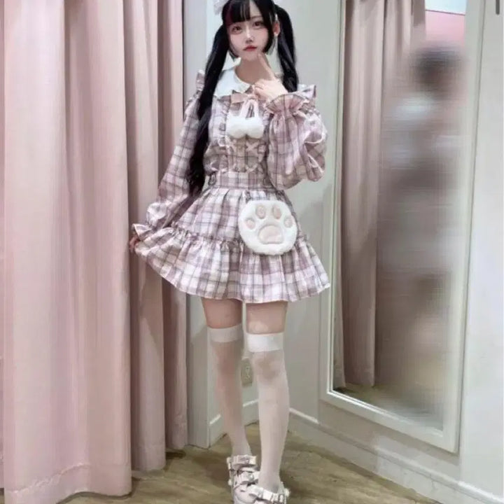 [SOLD OUT] 앙크루즈 후와후와 블라우스 스커트 셋업 양산형 지뢰계 리즈리사