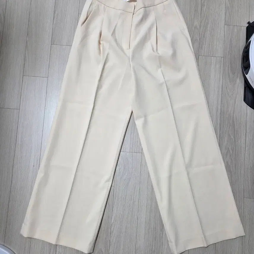 [BUNJANG] Graceyu Lucia Mint Cream Pants M / 그레이스유 루시아 민트 크림 팬츠 m 바지