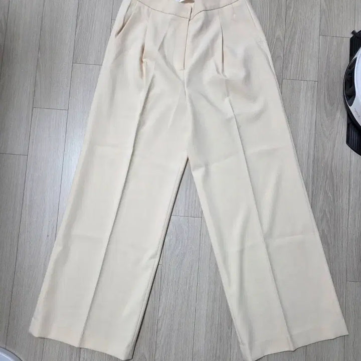 [BUNJANG] Graceyu Lucia Mint Cream Pants M / 그레이스유 루시아 민트 크림 팬츠 m 바지