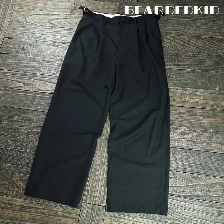 [BUNJANG] BEARDED KID Two-Tuck Wide Slacks Black / 비얼디드키드 투턱 와이드 슬랙스 블랙 M20428