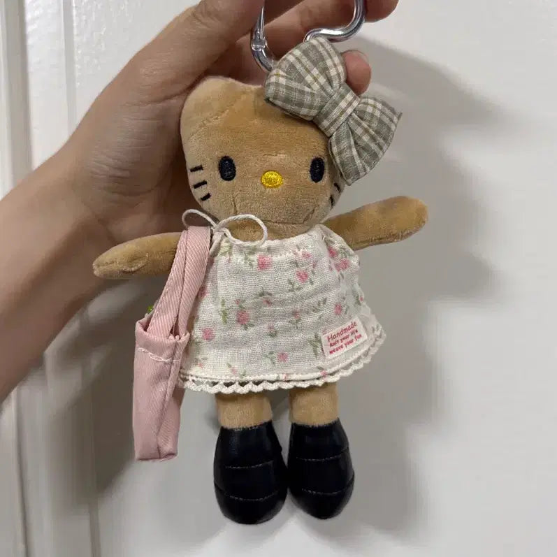[BUNJANG] Long Leg Kitty Keyring / 롱다리 키티 키링