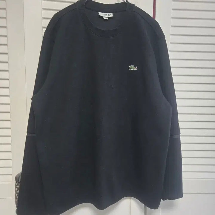 [BUNJANG] Lacoste Black Sweatshirt T-Shirt / 라코스테 블랙 맨투맨 티셔츠