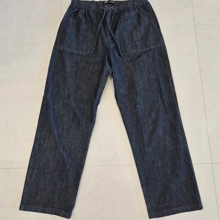 [BUNJANG] ZARA Relaxed Fit Dark Indigo Denim Pants L / [자라] 릴렉스드핏 다크인디고 데님팬츠 L