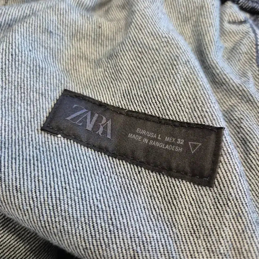 [BUNJANG] ZARA Relaxed Fit Dark Indigo Denim Pants L / [자라] 릴렉스드핏 다크인디고 데님팬츠 L